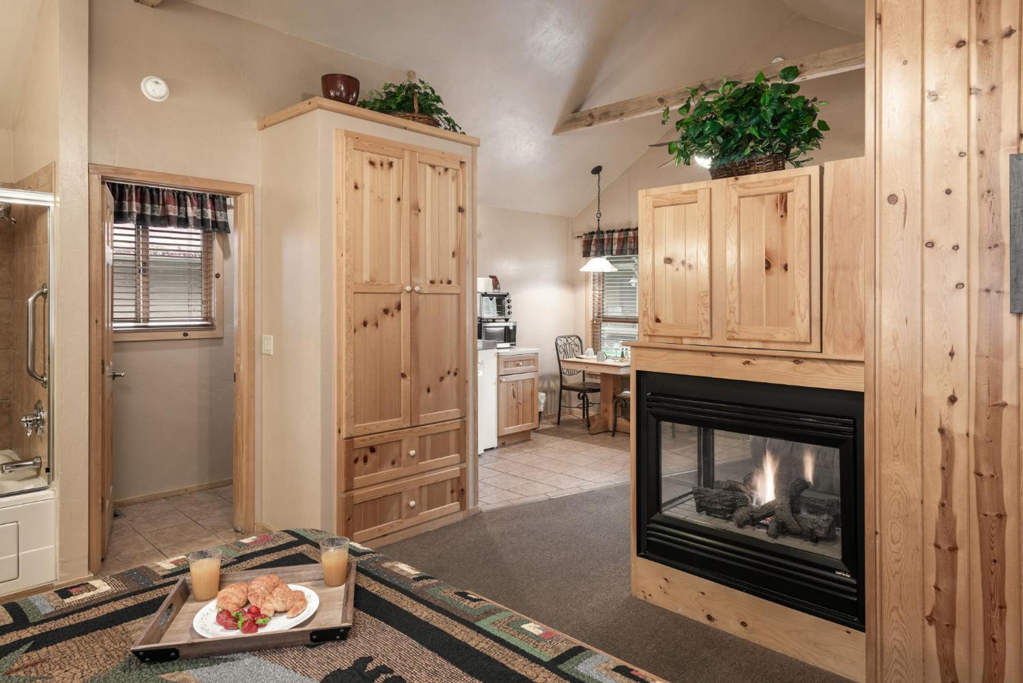 Shadow Mountain Lodge And Cabins Ruidoso Extérieur photo