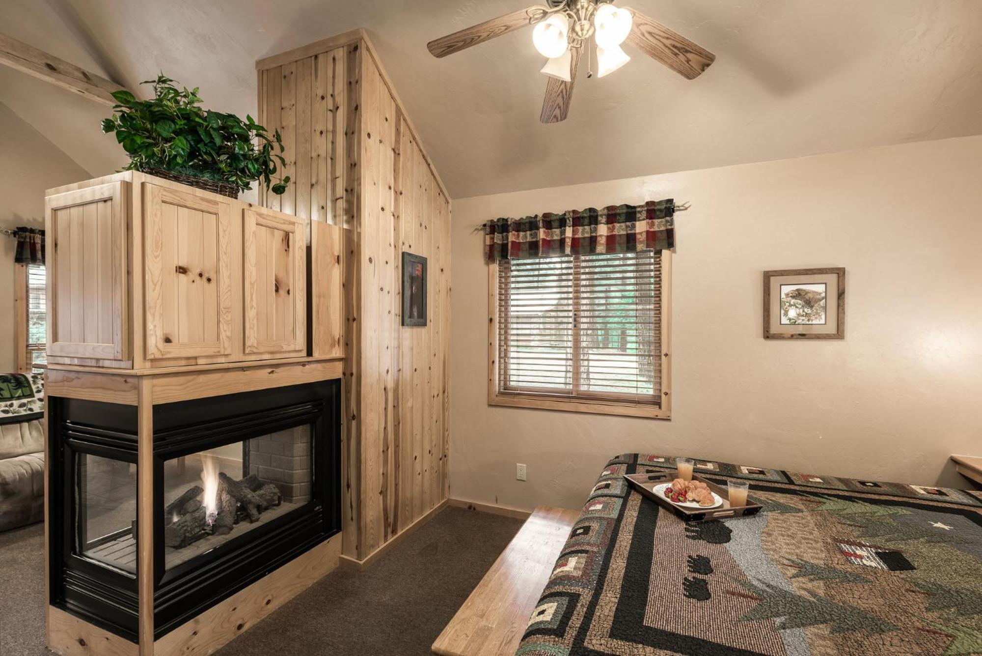 Shadow Mountain Lodge And Cabins Ruidoso Extérieur photo