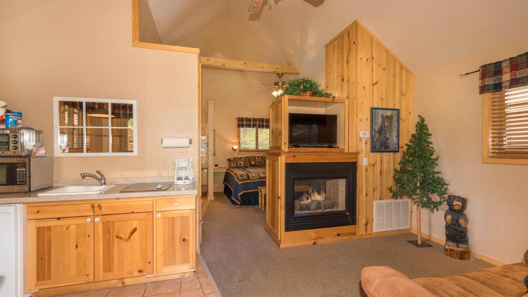 Shadow Mountain Lodge And Cabins Ruidoso Chambre photo